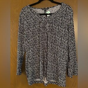 41 Hawthorn Navy and White Zigzag Blouse